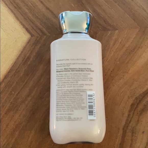 👄Dark Kiss Bath and Body Works Body Lotion👄 - Picture 4 of 6